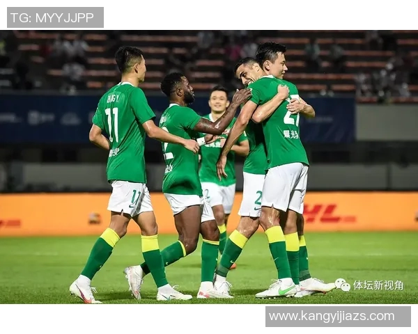 深圳排球队以69分领跑欧锦赛积分榜展现强劲实力